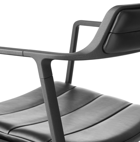 Vipp 452 Swivel Bürostuhl mit Rollen schwarz